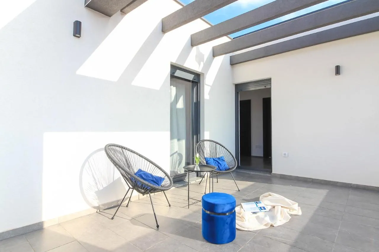Modern Villa Maeni With Private Pool In Pula